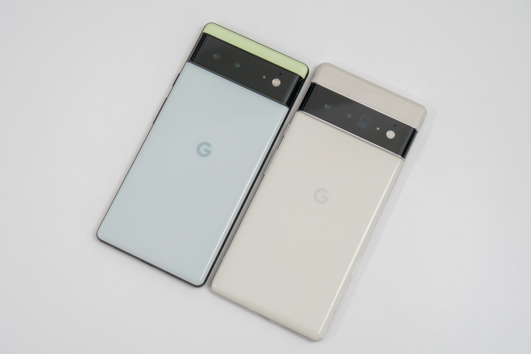 Google Pixel 6 と Pixel 6 Pro