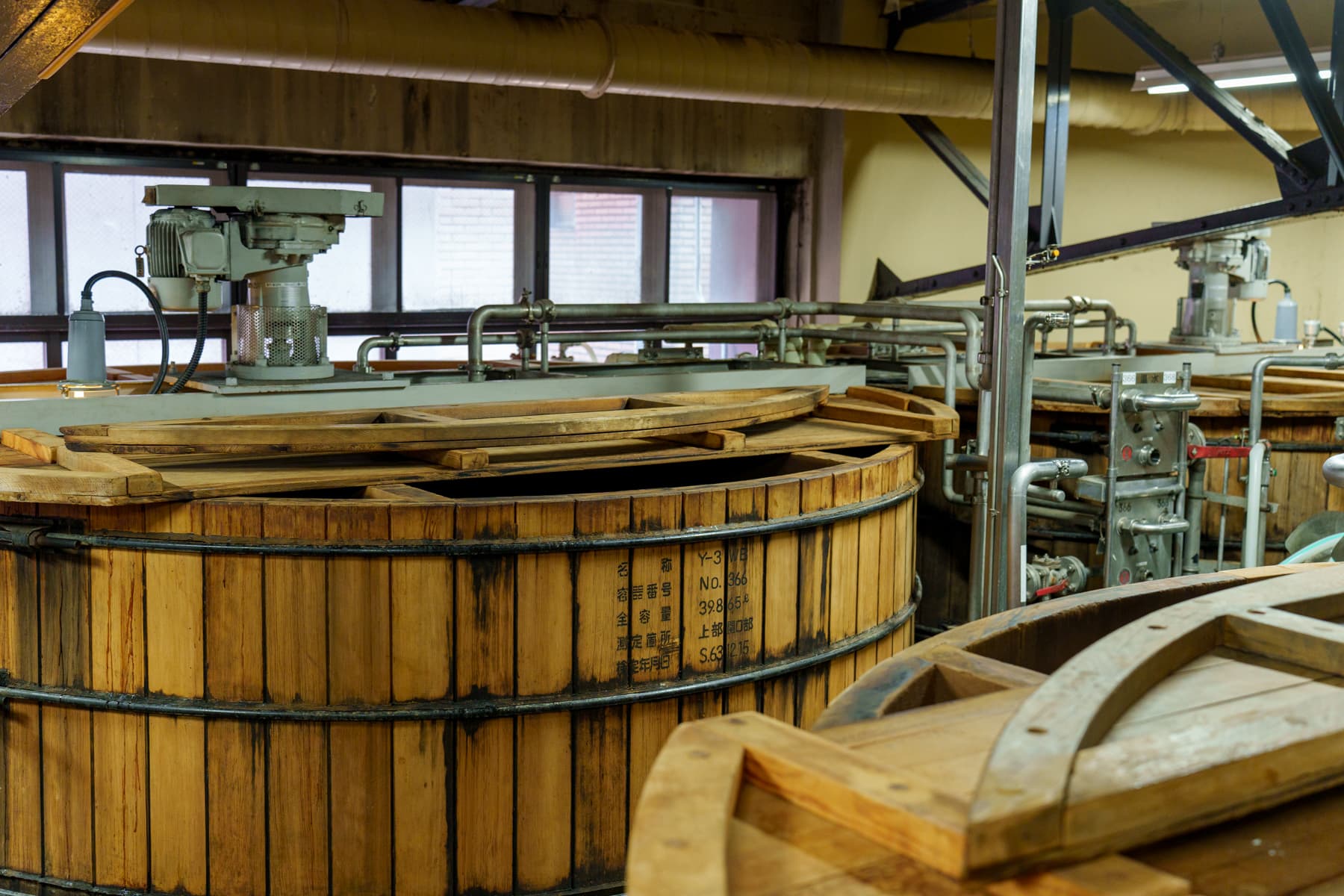 山崎ウイスキーを発酵させる樽
