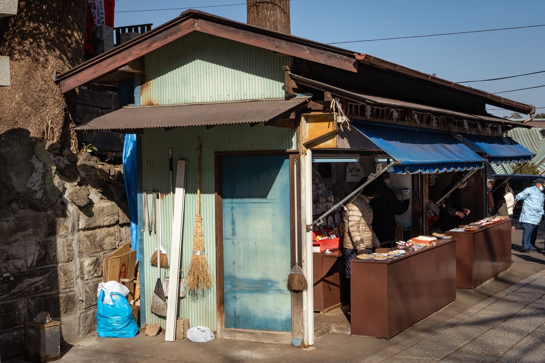 成田山新勝寺 開運稲荷の売店