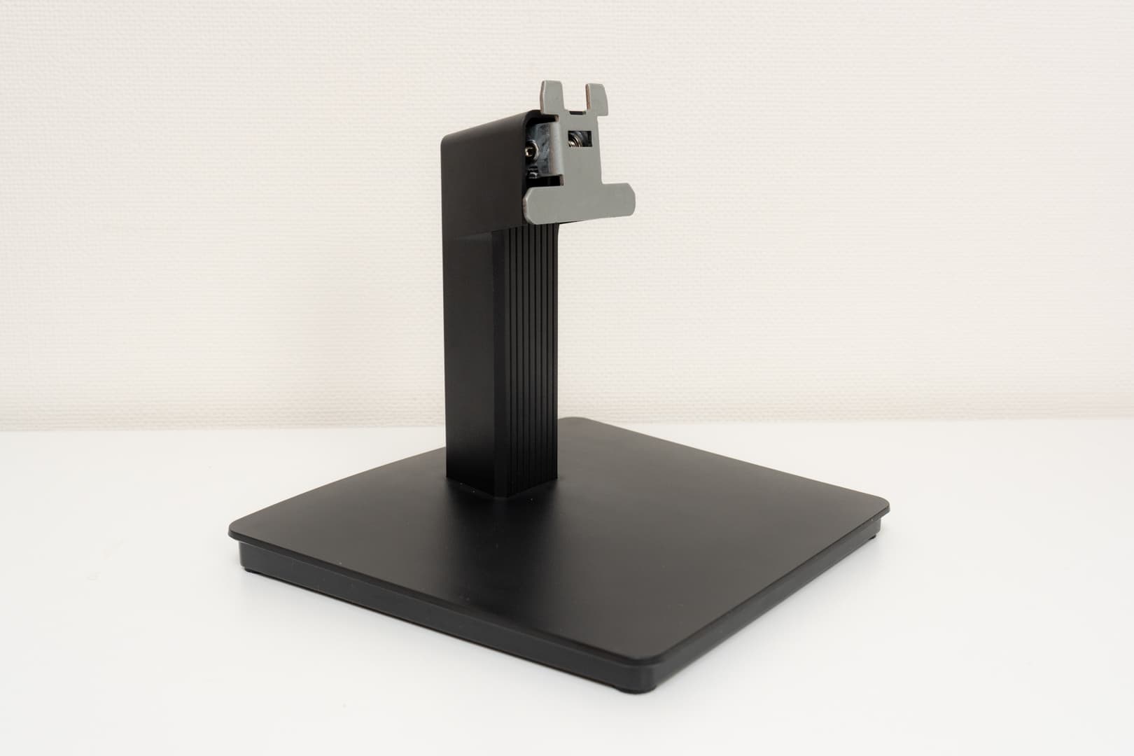 KTC H27T27のスタンド